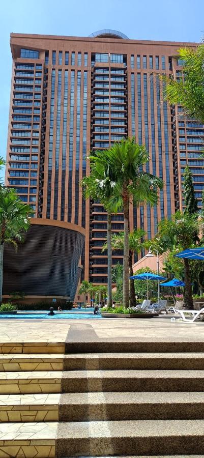Plaza Apartment At Berjaya Times Square Kl Kuala Lumpur Kültér fotó